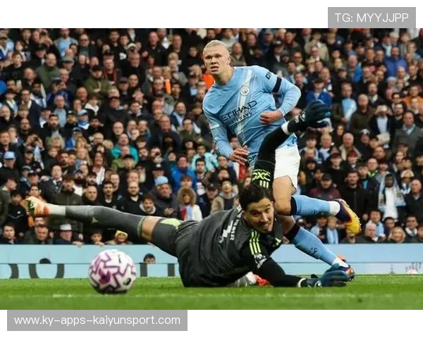 哈兰德怒砸球衣！曼城更衣室惊现“火山喷发级”冲突