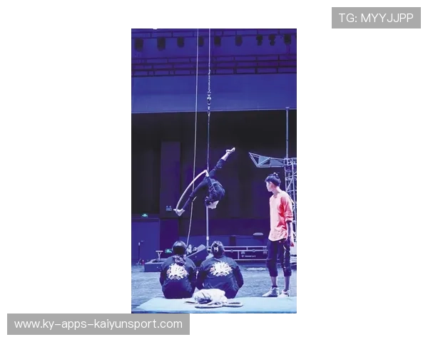 女单队伍进行多回合拉吊训练,耐力展现稳定 女单队伍进行多回合拉吊训练,耐力展现稳定