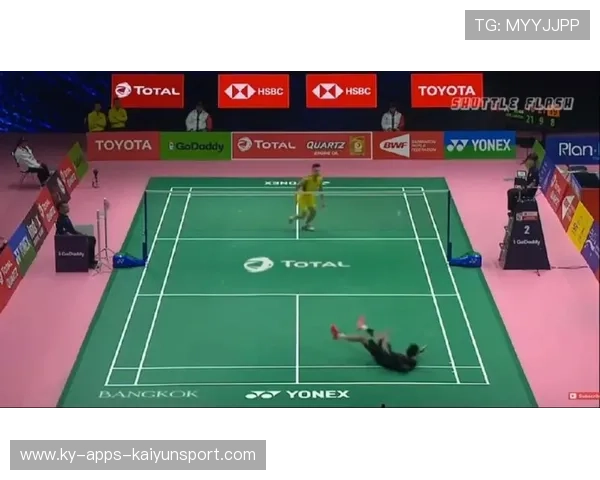 羽毛球“贴网下压”技巧揭秘：让对手瞬间“冻住”的制胜秘籍