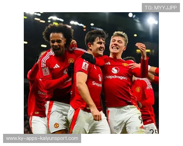 曼联全员迎战热刺,锋线发挥将决定胜负 曼联全员迎战热刺,锋线发挥将决定胜负